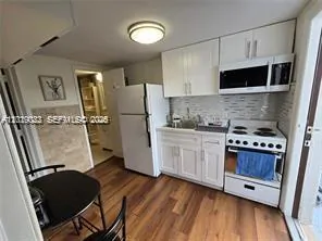 5712 Hollywood Blvd 1 #1 Hollywood FL