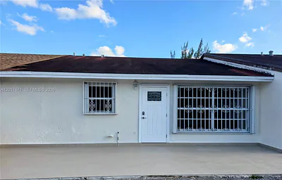4467 NW 185th St Miami Gardens FL