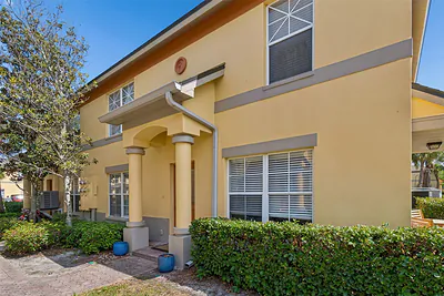 3863 ISLAND WAY St Petersburg FL