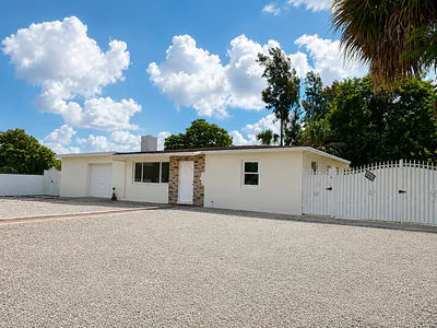 2000 Eagle Drive , FL