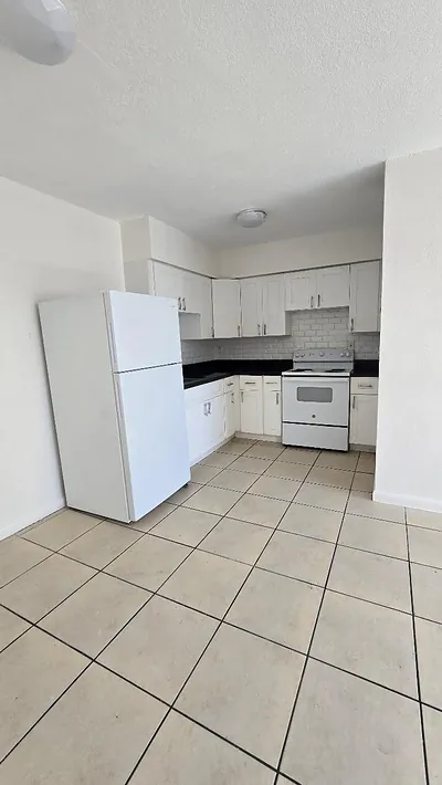 1290 NE 142nd Street 10, North Miami, FL 33161 #10 North Miami FL