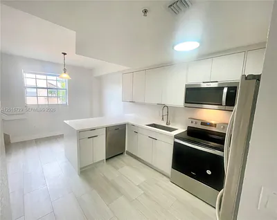 77 E 4th St A212 #A212 Hialeah FL