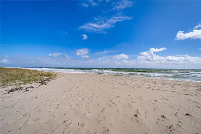 5200 N Ocean Boulevard 1107b, Lauderdale-By-The-Sea, FL 33308 #1107b Lauderdale By The Sea FL