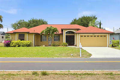 894 BOUNDARY BOULEVARD Rotonda West FL