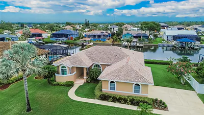 806 EAGLE LANE Apollo Beach FL