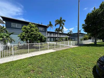 16851 NE 21st Ave 5 #5 North Miami Beach FL