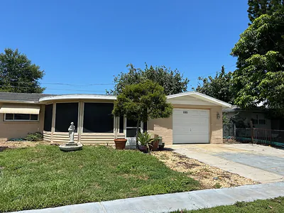 2203 MAUREEN DRIVE Holiday FL