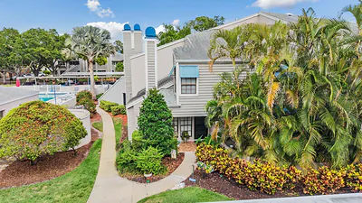 8727 BARDMOOR PLACE 101 #101 Seminole FL