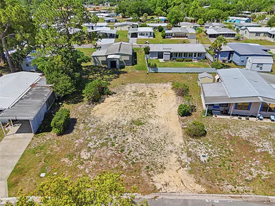 1223 NASSAU CIRCLE Tavares FL