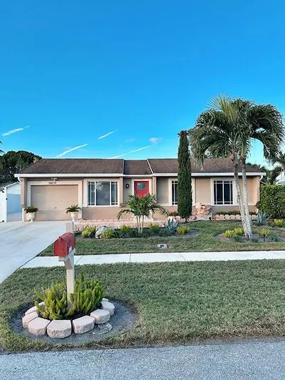 10079 Yeoman Lane, Royal Palm Beach, FL 33411 Royal Palm Beach FL
