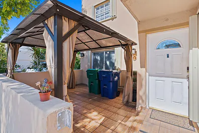 11860 SW 18th Terr 103 #103 Miami FL