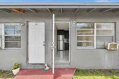 5685 Flagler St 2 #2 Hollywood FL