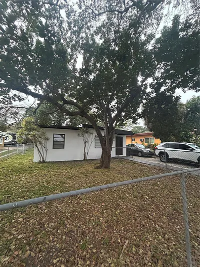 1080 NW 121st St North Miami FL