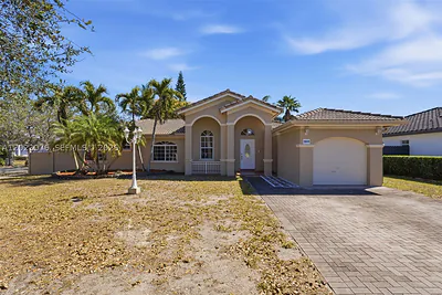 18049 SW 152nd Ave Miami FL