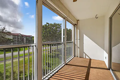 12750 SW 4th Court 307j, Pembroke Pines, FL 33027 #307j Pembroke Pines FL