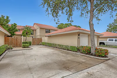 132 Old Meadow Way, Palm Beach Gardens, FL 33418 Palm Beach Gardens FL