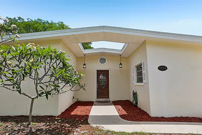 1856 SOUTHVIEW ROAD Largo FL