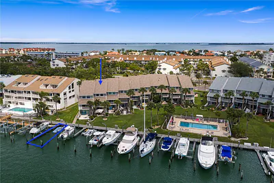 360 PINELLAS BAYWAY S I #I St Petersburg FL