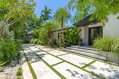 13400 SW 70th Ave Pinecrest FL