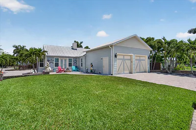 216 SUNRISE DRIVE Nokomis FL