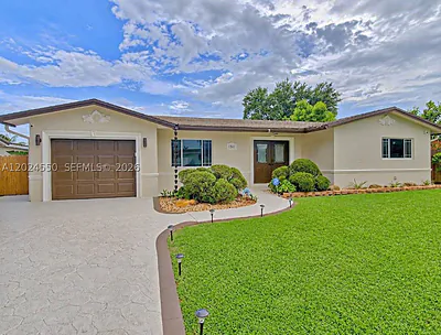 1841 NW 113th Ave Pembroke Pines FL