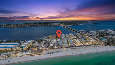 117 7TH STREET N 2 #2 Bradenton Beach FL