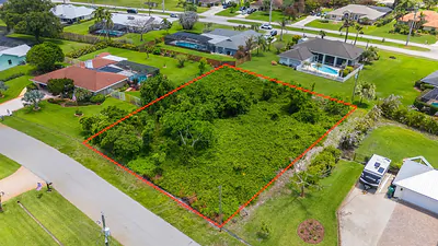 2012 SE Giffen Avenue, Port St. Lucie, FL 34952 Port St Lucie FL