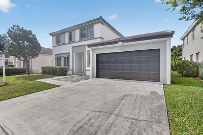 10772 SW 14th Place, Davie, FL 33324 Davie FL