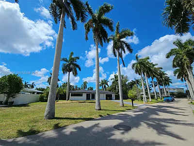 112 BAYSHORE DR Cape Coral FL