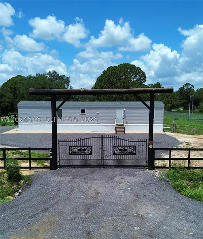 170 S Jinete St Clewiston FL