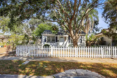 1511 35TH AVENUE N St Petersburg FL
