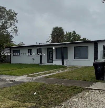 1042 NW 13th St Fort Lauderdale FL