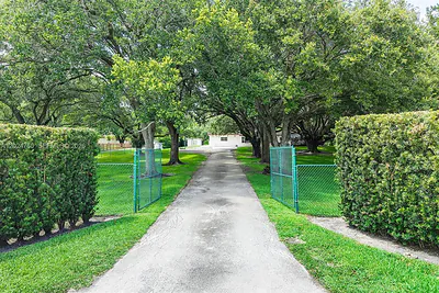 13821 Mustang Trl Southwest Ranches FL