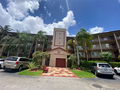 850 SW 138th Ave 310D #310D Pembroke Pines FL