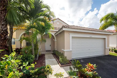 4015 Palm Place Weston FL