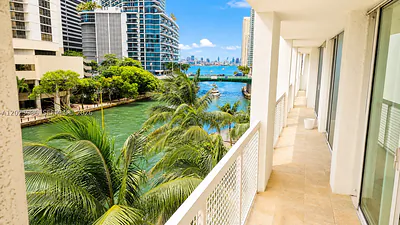 31 SE 5th St CU-502 #CU-502 Miami FL