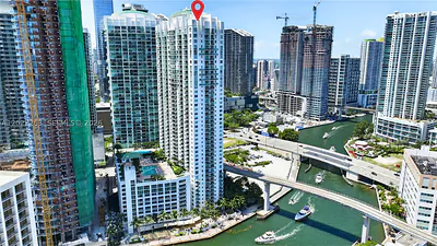 31 SE 5th St 203 #203 Miami FL