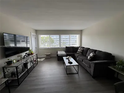 330 SE 2nd Street 303H, Hallandale Beach, FL 33009 #303H Hallandale Beach FL