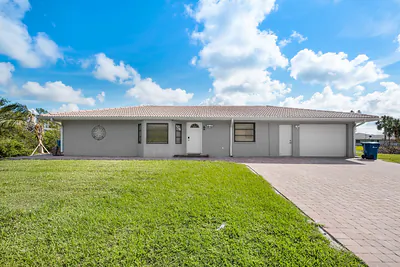 9080 CALOOSA DRIVE Venice FL