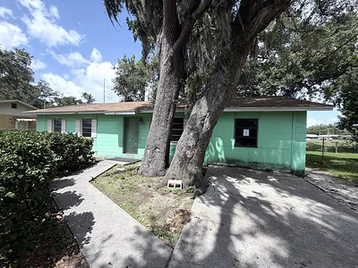 14741 12TH STREET Dade City FL