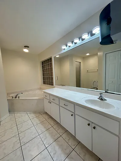 328 W Sugarland Circle Clewiston FL