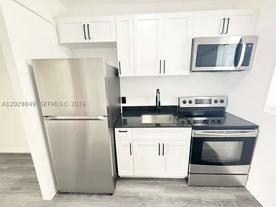 1239 Marseille Dr 103 #103 Miami Beach FL