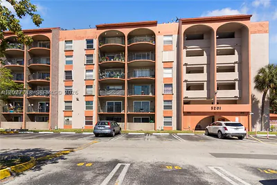 5201 NW 7th St 105 #105 Miami FL
