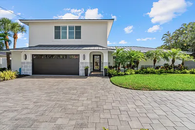 813 IDLEWILD WAY Sarasota FL