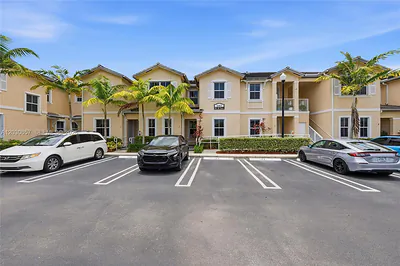 142 SE 28th Terrace 6, Homestead, FL 33033 #6 Homestead FL
