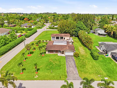 4841 SW 201st Terrace Southwest Ranches FL