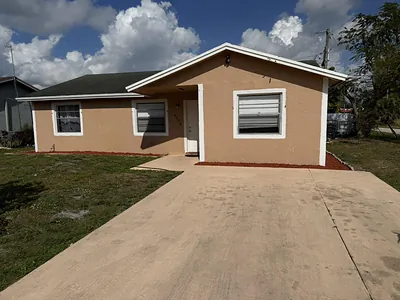 4575 Curtis Avenue Lake Worth FL