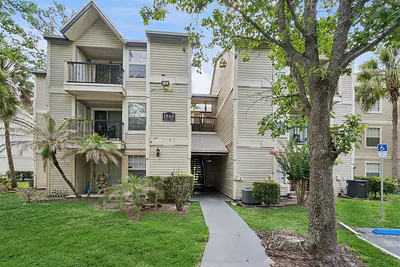 1948 LAKE ATRIUMS CIRCLE 124 #124 Orlando FL