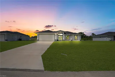 1023 PILGRIM STREET E Lehigh Acres FL