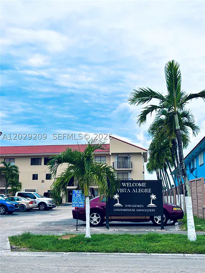 5575 W 26th Ct 206 #206 Hialeah FL